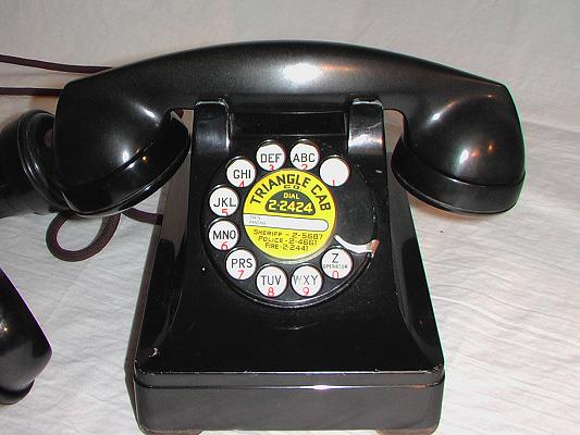 302 Desk Phone alt. view